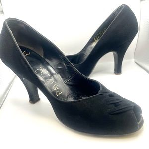 COPY - Stunning vintage 50’s Pelazzio New York suede heels